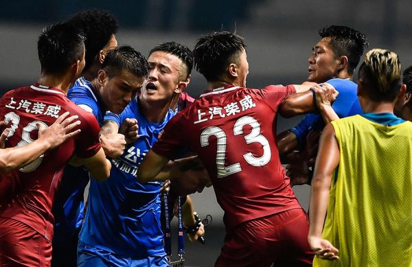 中国足协对职业联赛中违反赛风赛纪的行为处罚更重-第2张图片-